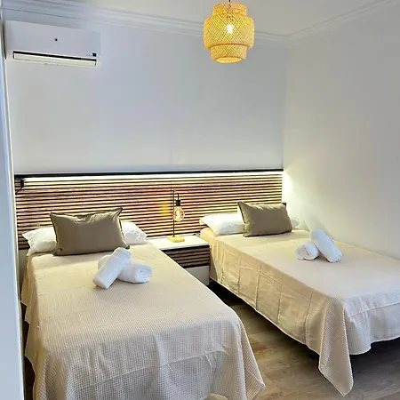 Calu Homes A 10 Minutos De Estacion De Tren Apartment Malaga